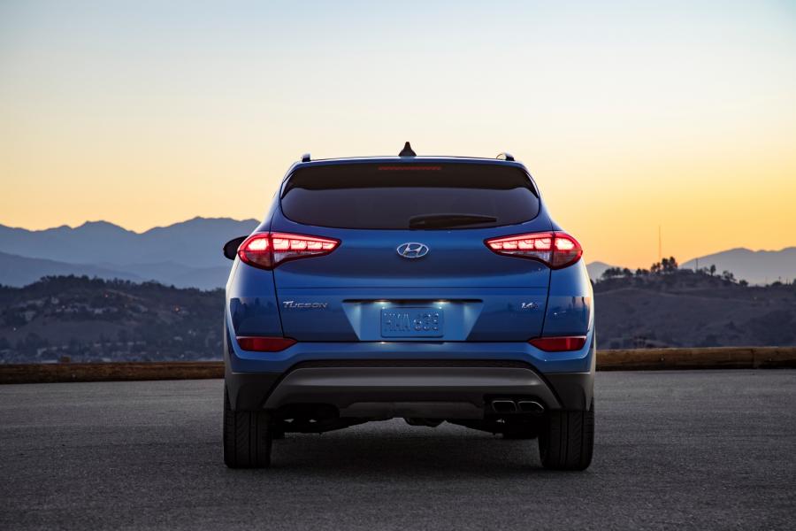  Hyundai Tucson Night 2016 года  (NA) (фото 5 из 10)